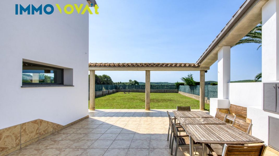 Estil i calma a l’Empordà