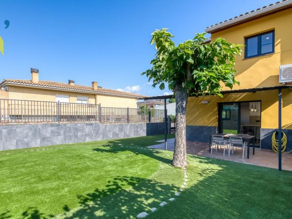 CASA PER LLOGAR A BESCANÓ