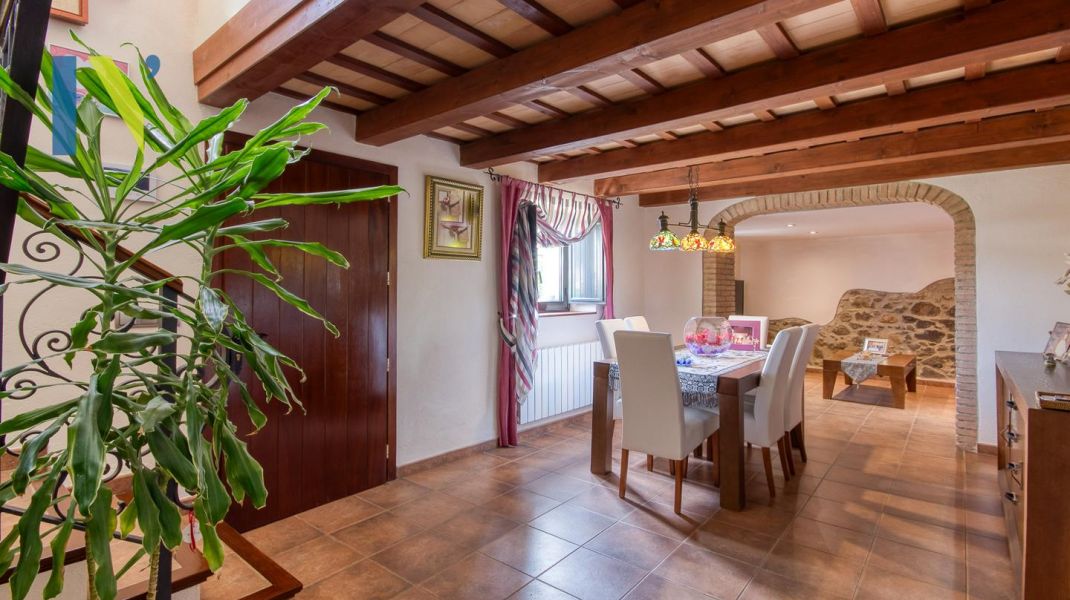 Farmhouse with soul in Sant Gregori