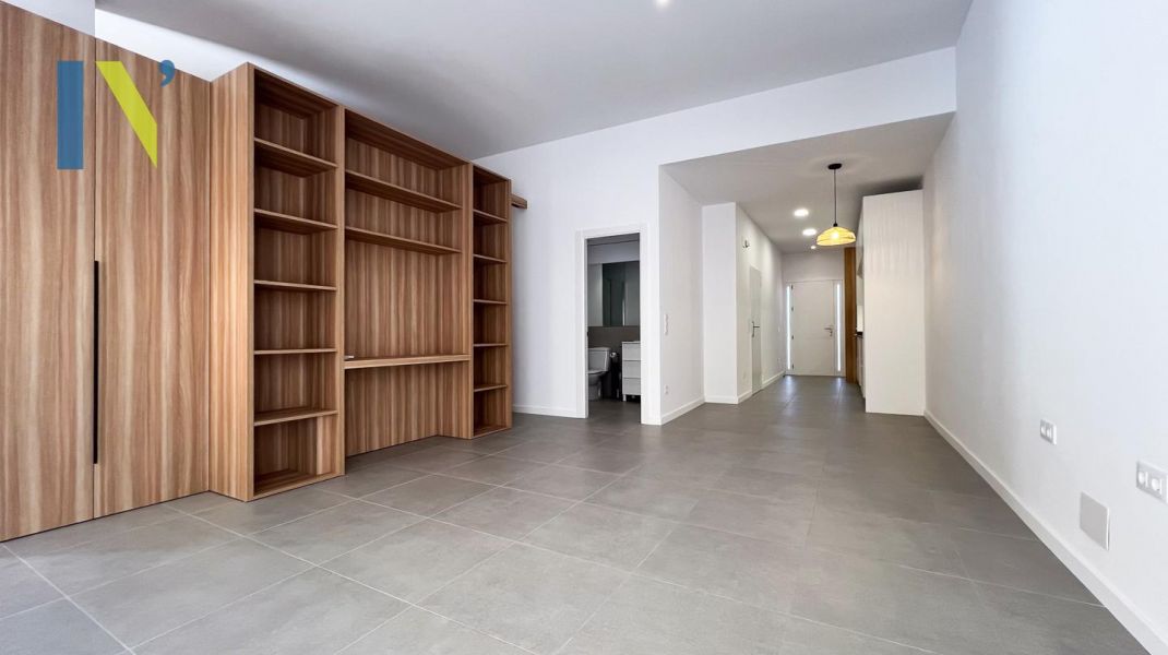 Ground floor apartment with terrace in La Cellera