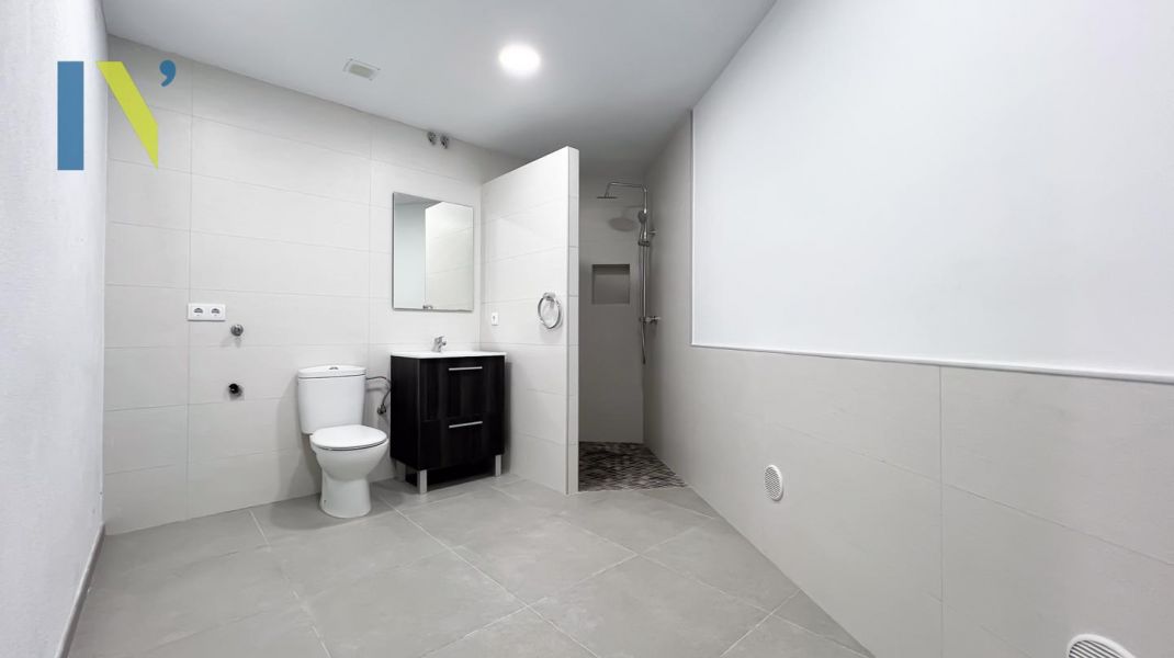 La teva casa de lloguer amb garatge XL