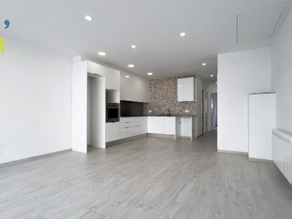 La teva casa de lloguer amb garatge XL