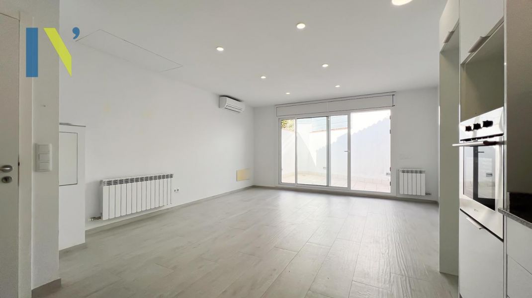 La teva casa de lloguer amb garatge XL