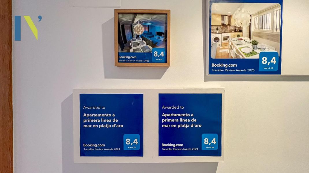 Investor Opportunity! Seafront Property with Tourist License