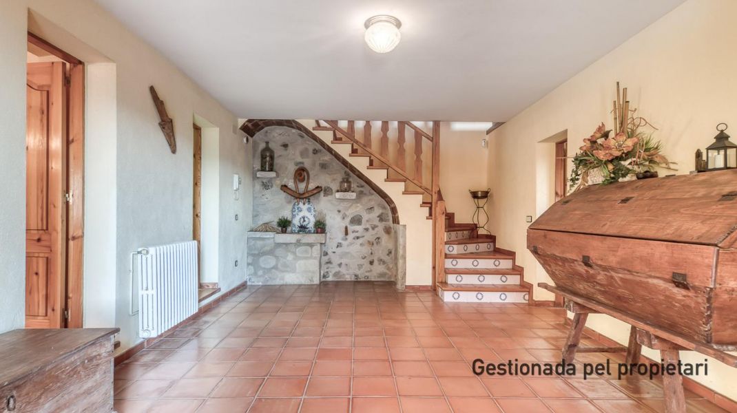 MASIA RENOVADA AMB ENCANT A SANT DALMAI