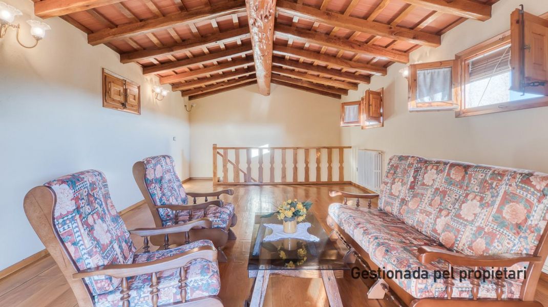 MASIA RENOVADA AMB ENCANT A SANT DALMAI