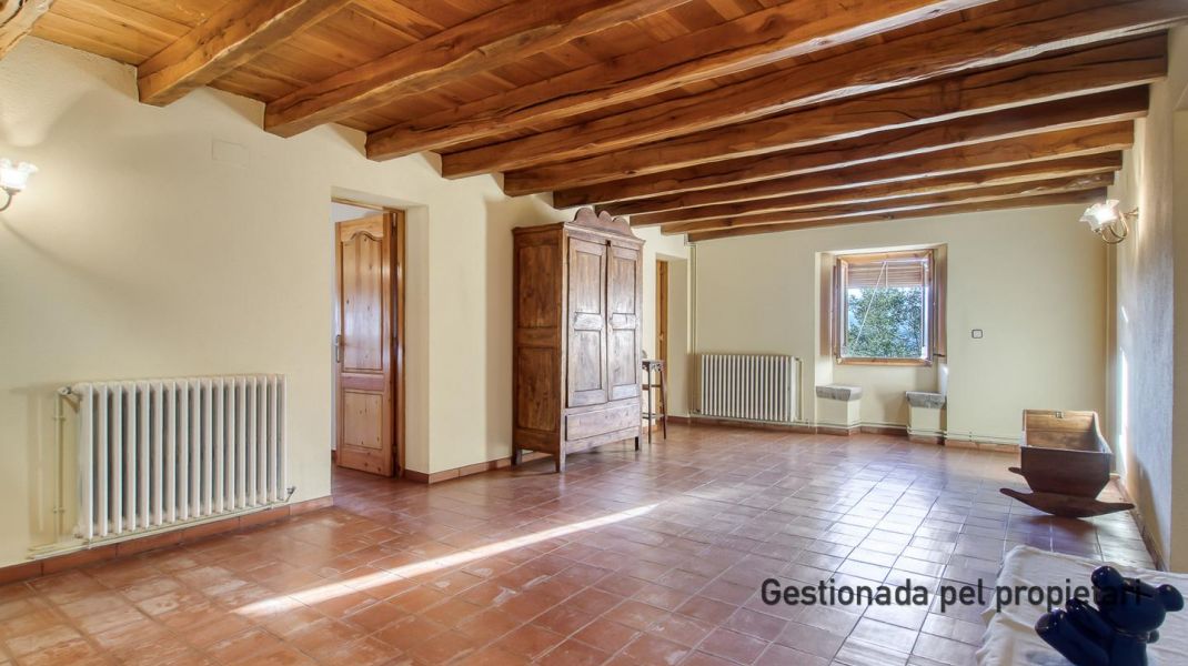 MASIA RENOVADA AMB ENCANT A SANT DALMAI