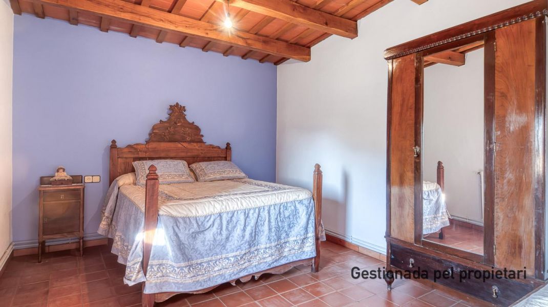 MASIA RENOVADA AMB ENCANT A SANT DALMAI