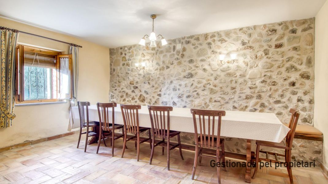 MASIA RENOVADA AMB ENCANT A SANT DALMAI