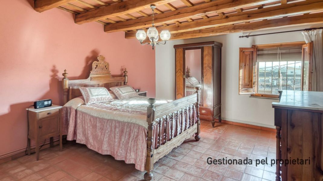 MASIA RENOVADA AMB ENCANT A SANT DALMAI