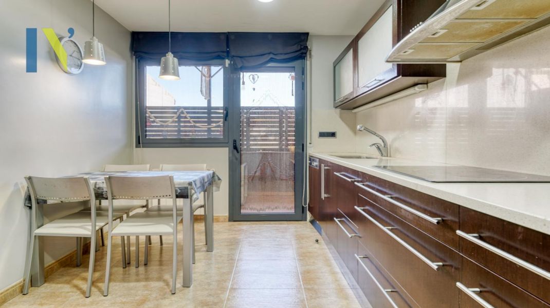 Casa amb espai, garatge XXL i chillout