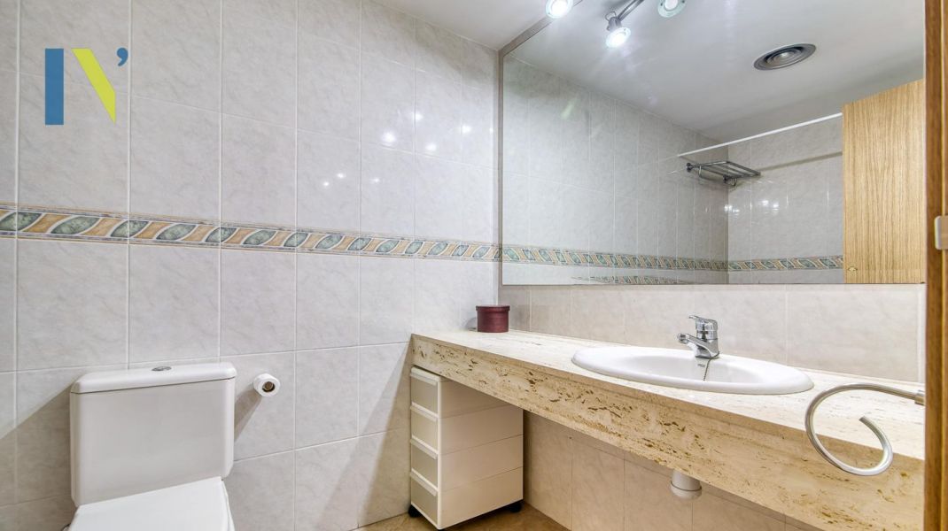 SEAFRONT APARTMENT WITH TOURIST LICENSE AND PK