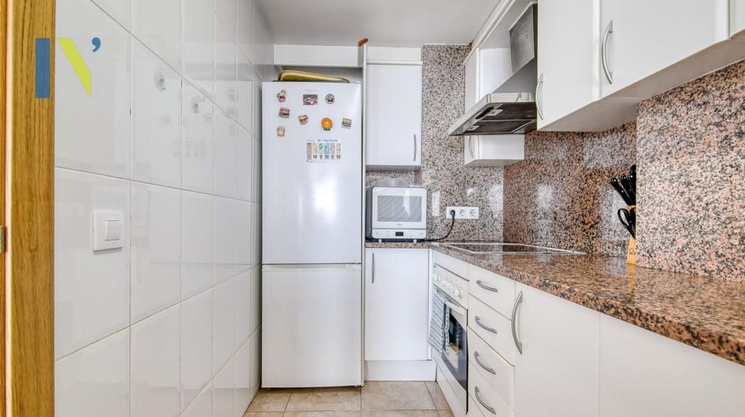 SEAFRONT APARTMENT WITH TOURIST LICENSE AND PK