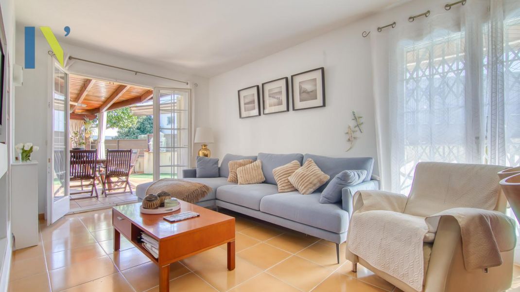 Jardí, piscina y vida exterior a Vilablareix