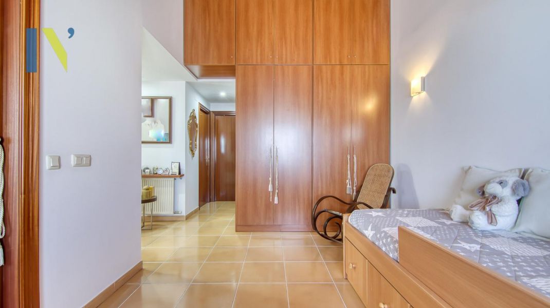 Jardí, piscina y vida exterior a Vilablareix