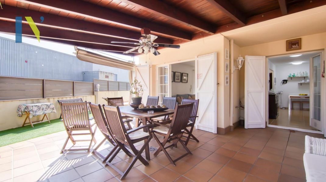 Jardí, piscina y vida exterior a Vilablareix