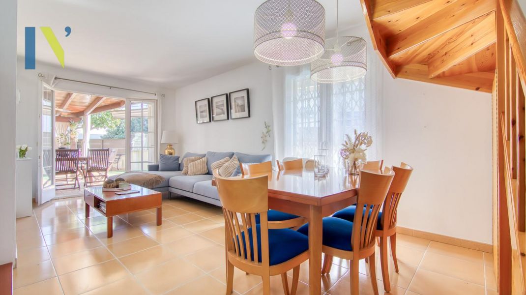 Jardí, piscina y vida exterior a Vilablareix