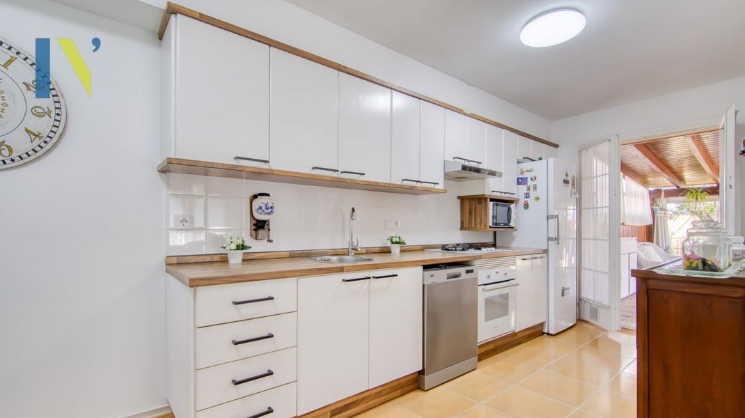 Jardí, piscina y vida exterior a Vilablareix