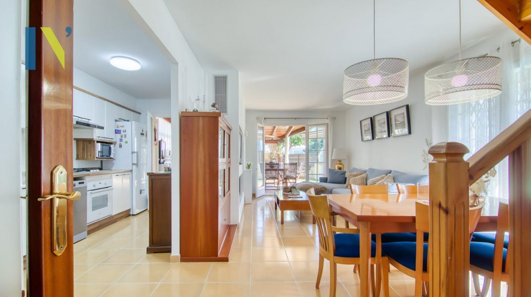 Jardí, piscina y vida exterior a Vilablareix