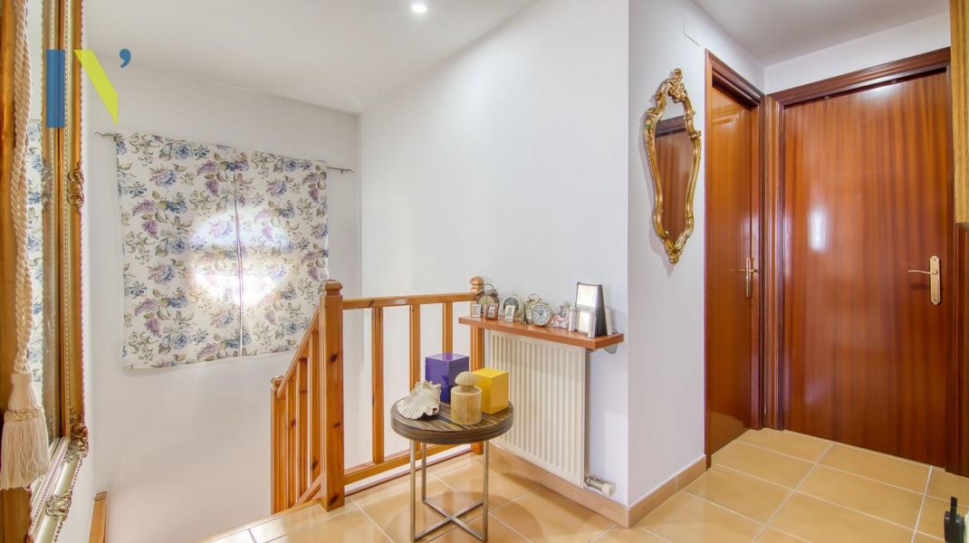 Jardí, piscina y vida exterior a Vilablareix