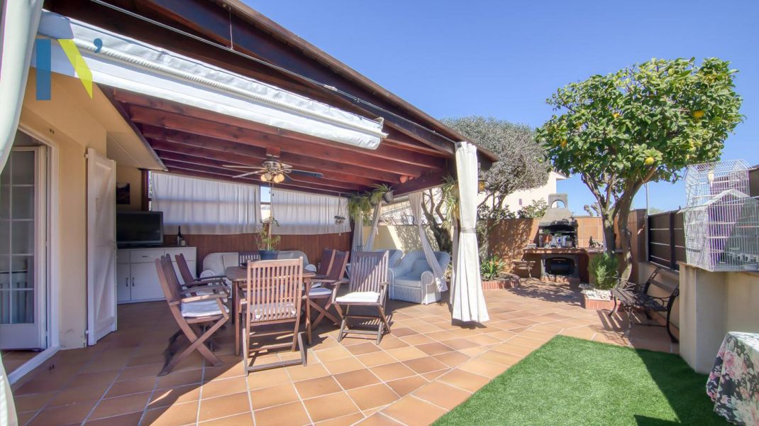 Jardí, piscina y vida exterior a Vilablareix