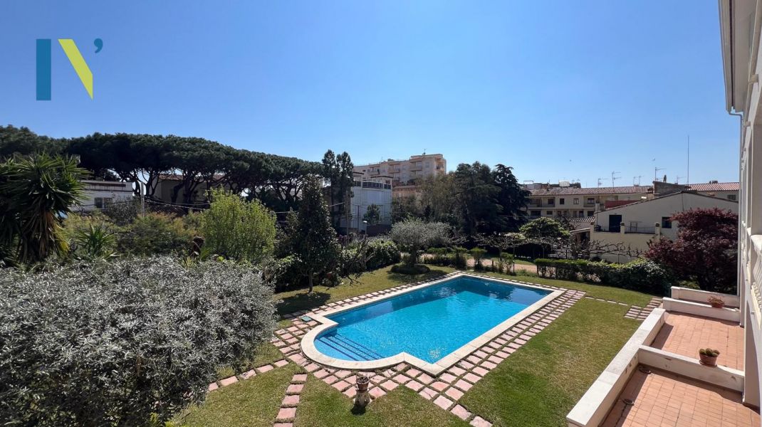 Pis amb terrassa i piscina a Platja d'Aro