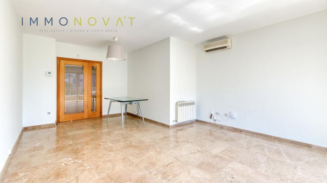 ELEGÀNCIA, LLUM I TRANQUIL·LITAT A GIRONA