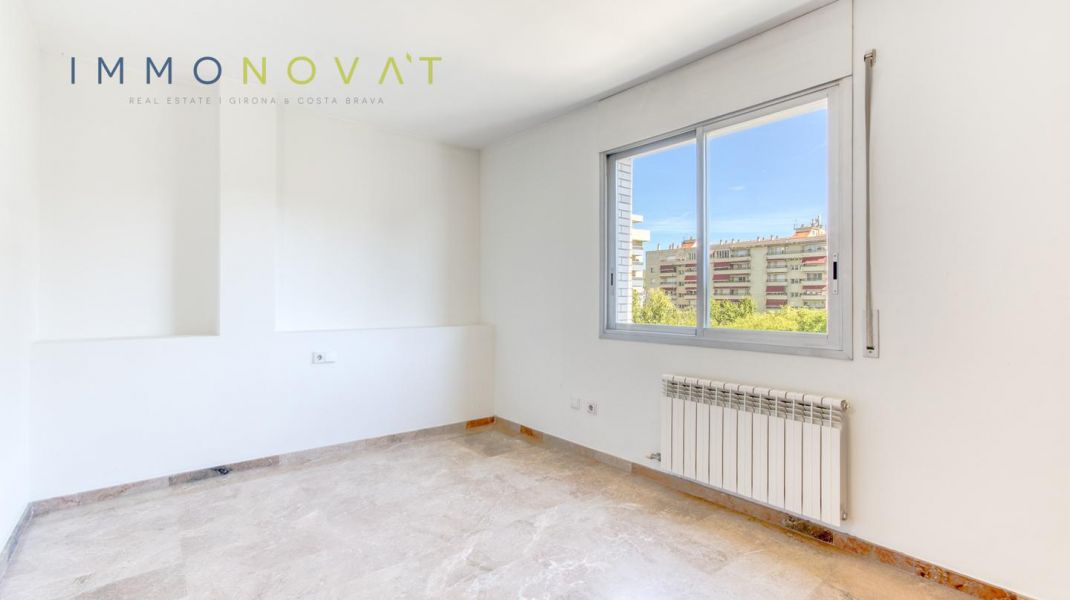 ELEGÀNCIA, LLUM I TRANQUIL·LITAT A GIRONA