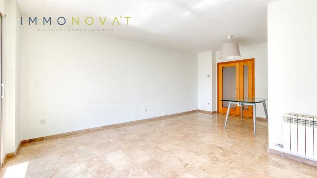 ELEGÀNCIA, LLUM I TRANQUIL·LITAT A GIRONA