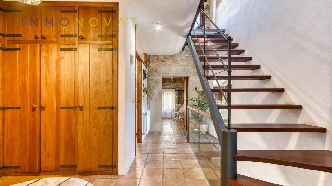 CASA DE POBLE AMB ENCANT A 4 VENTS