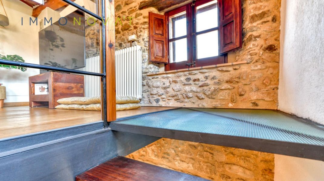 CASA DE POBLE AMB ENCANT A 4 VENTS